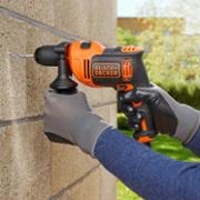 Дриль ударний Black   Decker BEH710-QS