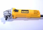 Кутова шліфувальна машина DeWALT DWE 4215