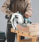 Дискова пила Makita HS0600