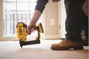 Акумуляторний степлер DeWALT DCN681D2