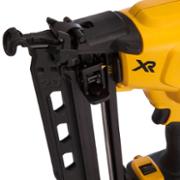 Степлер скобозабивний DeWALT 18 В 1.6/32-64 мм (DCN662NT)