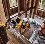 Пила шабельна акумуляторна безщітковий DeWALT DCS369NT