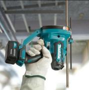 Акумуляторний різак для різьбових шпильок Makita SC103DZ