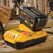 Зарядний пристрій DeWalt DCB118