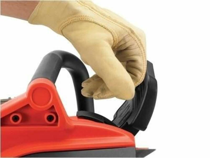 Електропила Black   Decker GK2240TX